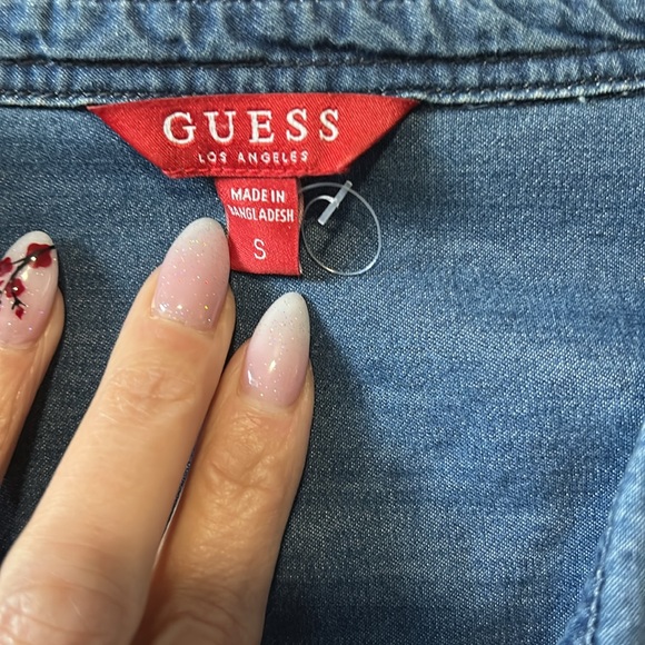Guess Jean shirt, SZ SM - Picture 3 of 4